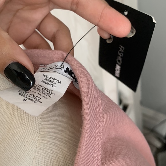 FashionNova | oversized tee size small - Picture 6 of 6